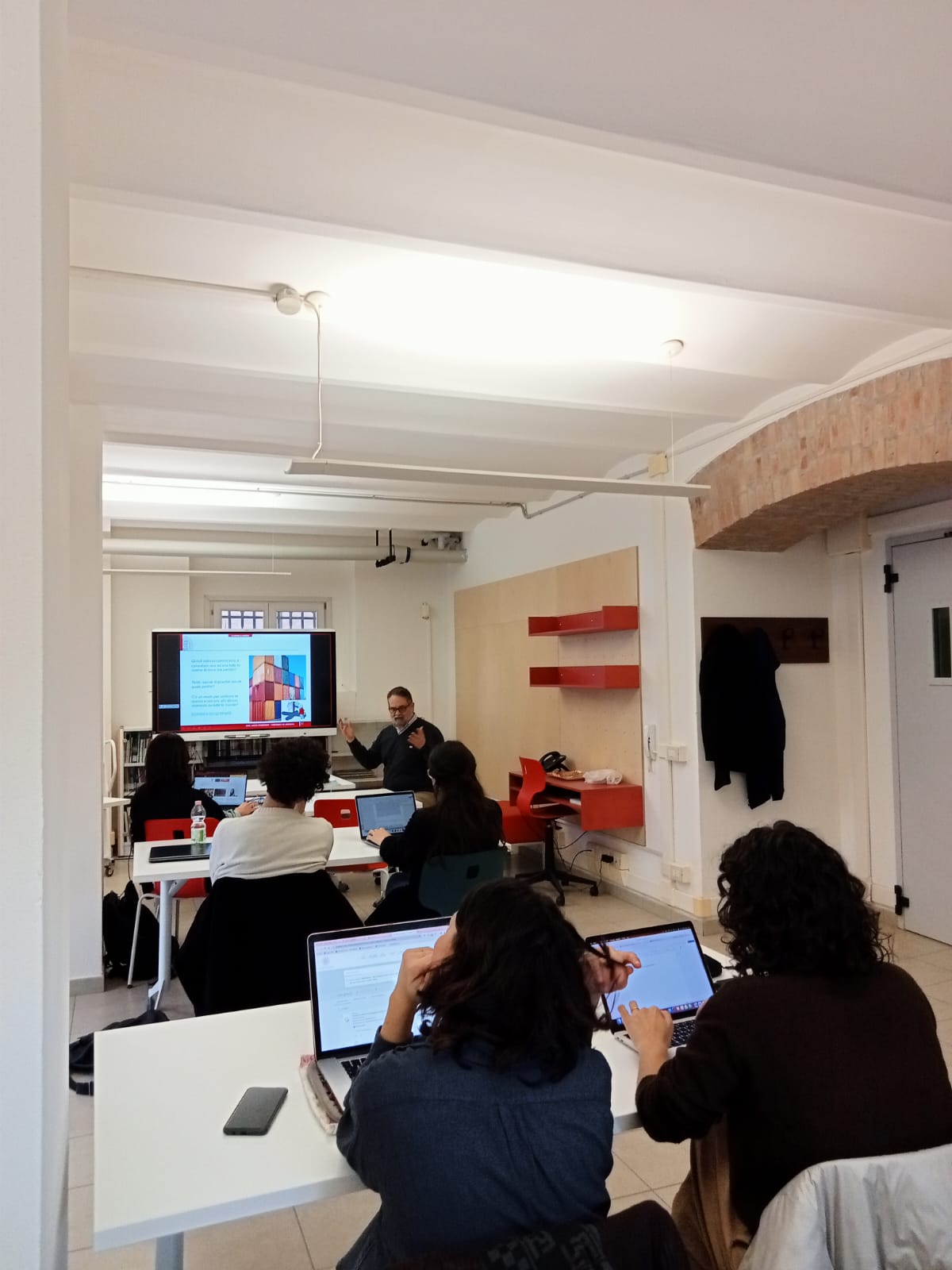 Utenti impegnati in attività formative in Laboratorio